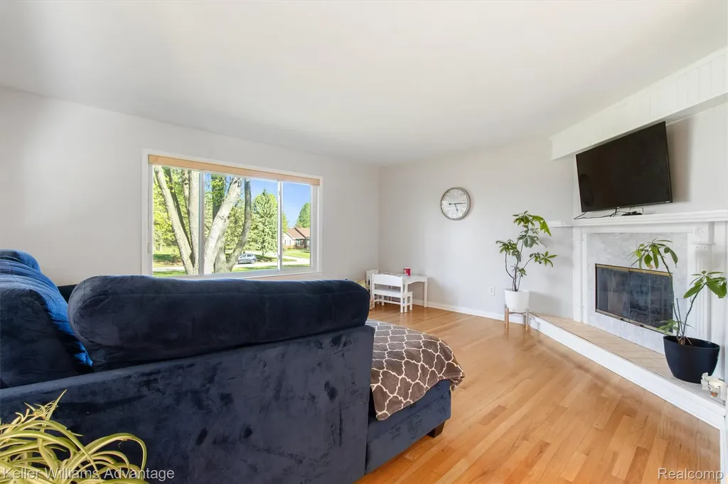 1250 Shotey Court Highland Charter Township MI 48380