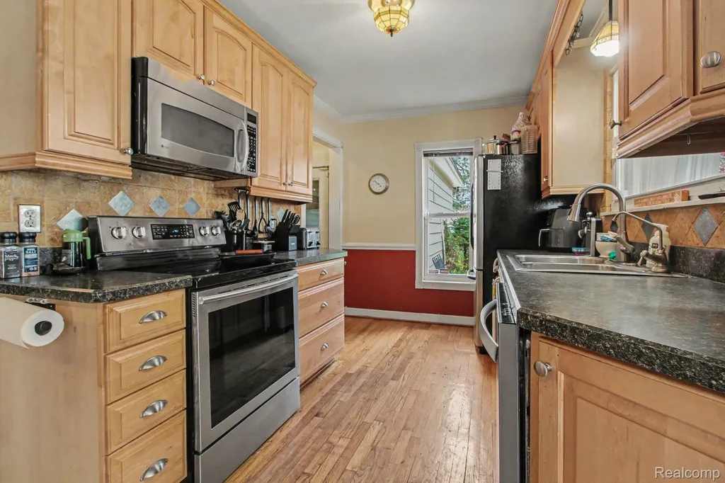 193 Mccatty Drive White Lake Charter Township MI 48386