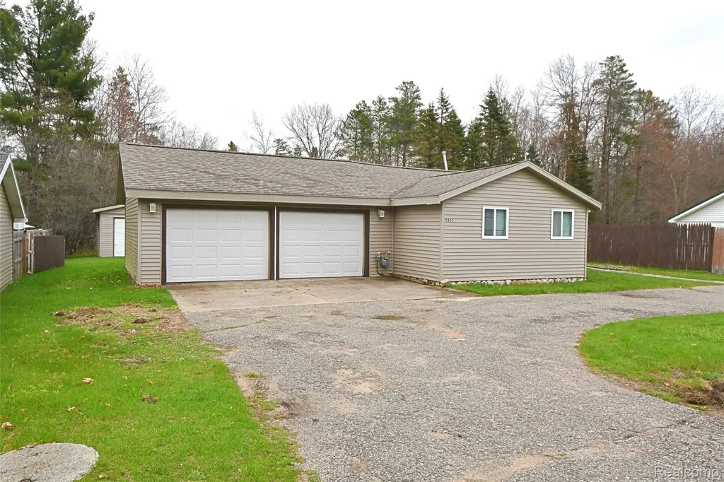 10865 Johnston Boulevard Richfield Township MI 48656