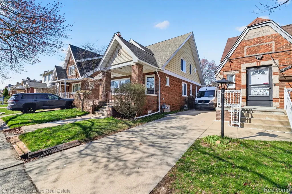 5019 Maple Street Dearborn City MI 48126