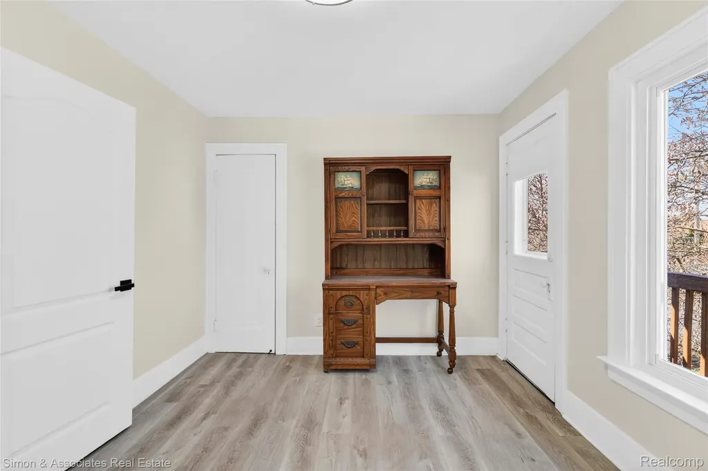 5019 Maple Street Dearborn City MI 48126