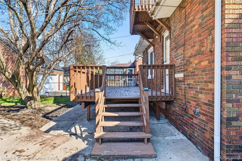 5019 Maple Street Dearborn City MI 48126
