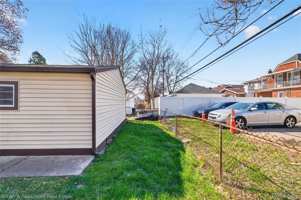5019 Maple Street Dearborn City MI 48126