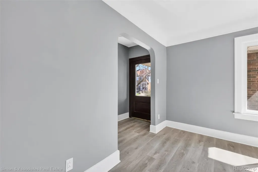 5019 Maple Street Dearborn City MI 48126