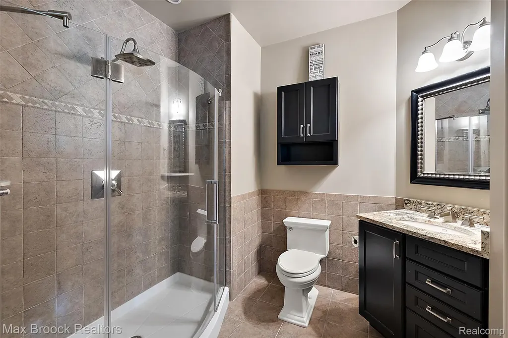 9716 Hadley Road Independence Charter Township MI 48348