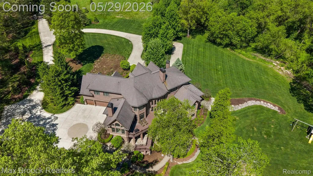 9716 Hadley Road Independence Charter Township MI 48348