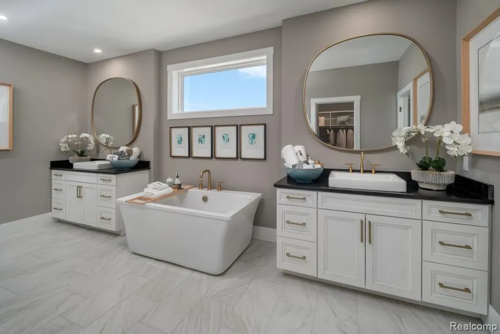 138 Maple Leaf Lane Ann Arbor Charter Township MI 48105