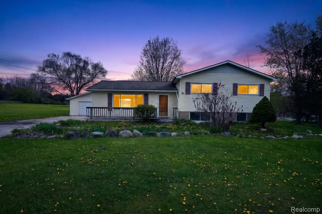 5457 E Frances Road Thetford Township MI 48458