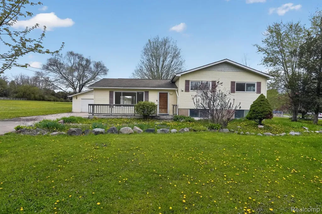 5457 E Frances Road Thetford Township MI 48458