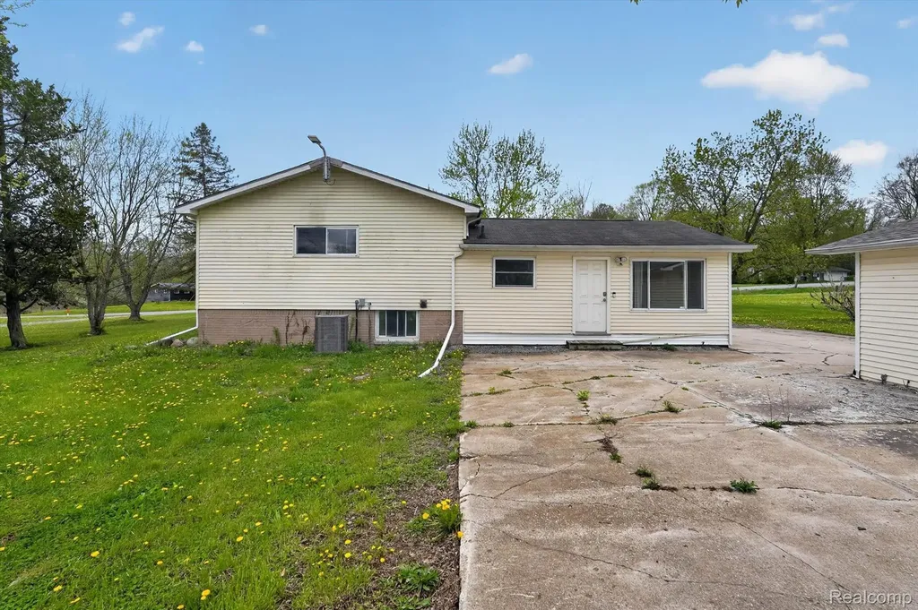 5457 E Frances Road Thetford Township MI 48458