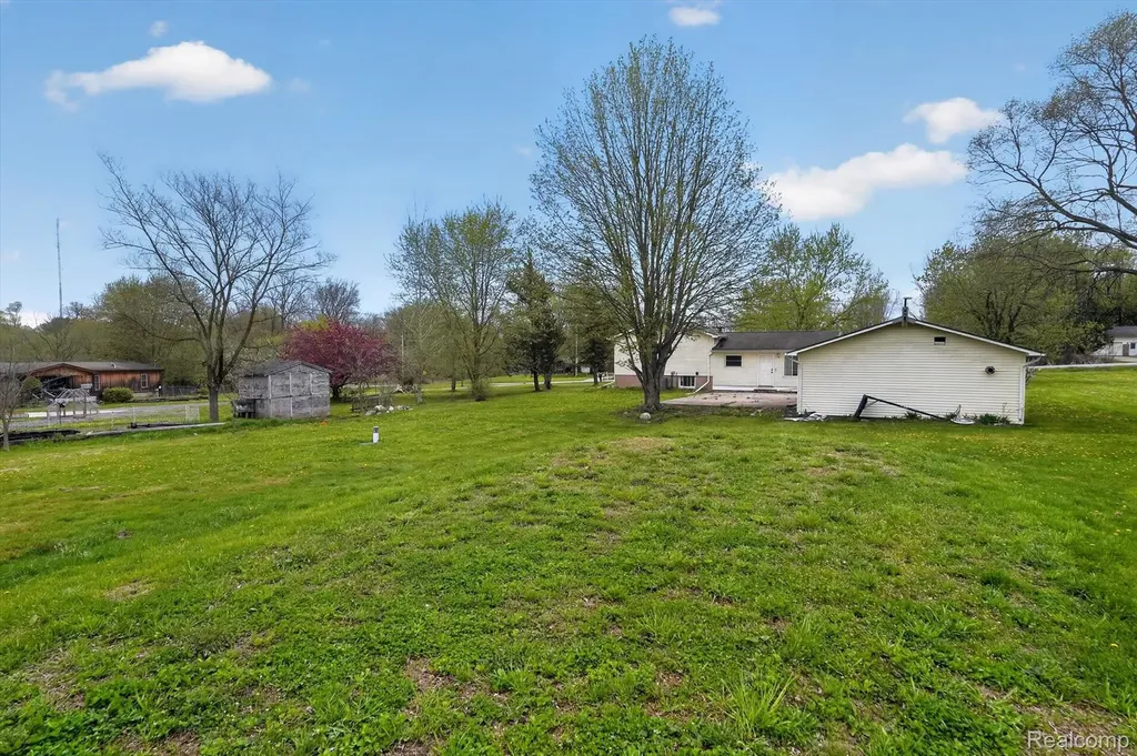 5457 E Frances Road Thetford Township MI 48458