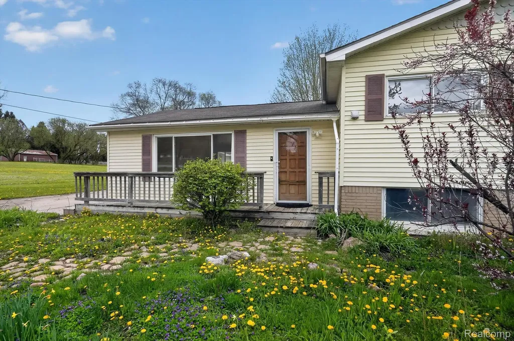5457 E Frances Road Thetford Township MI 48458
