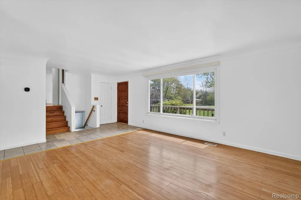 5457 E Frances Road Thetford Township MI 48458