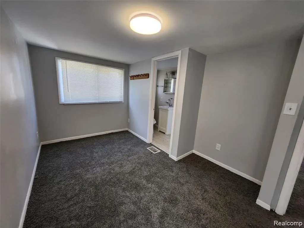 15369 Leona Drive Redford Charter Township MI 48239