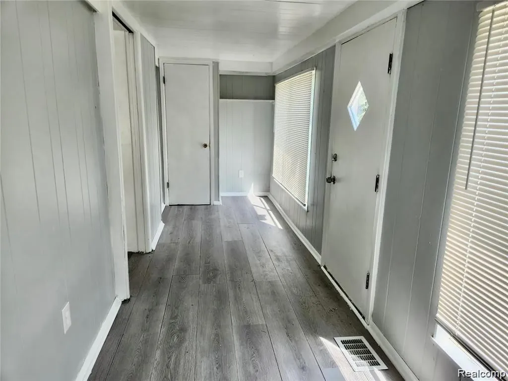 15369 Leona Drive Redford Charter Township MI 48239
