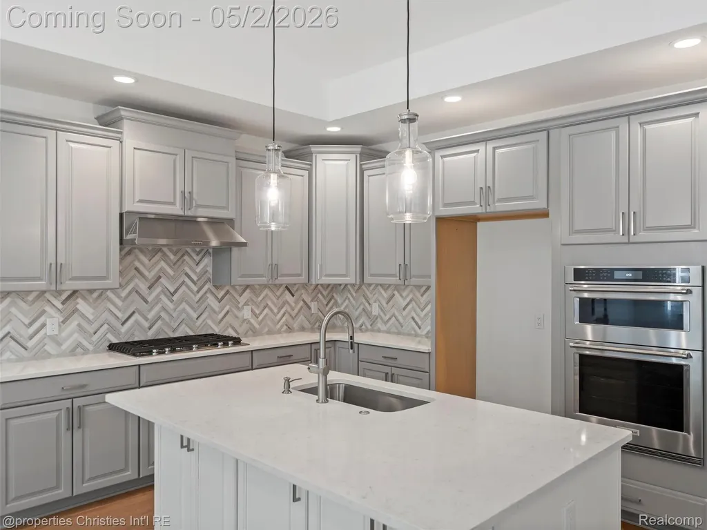 3318 Roseford Boulevard Ann Arbor City MI 48105