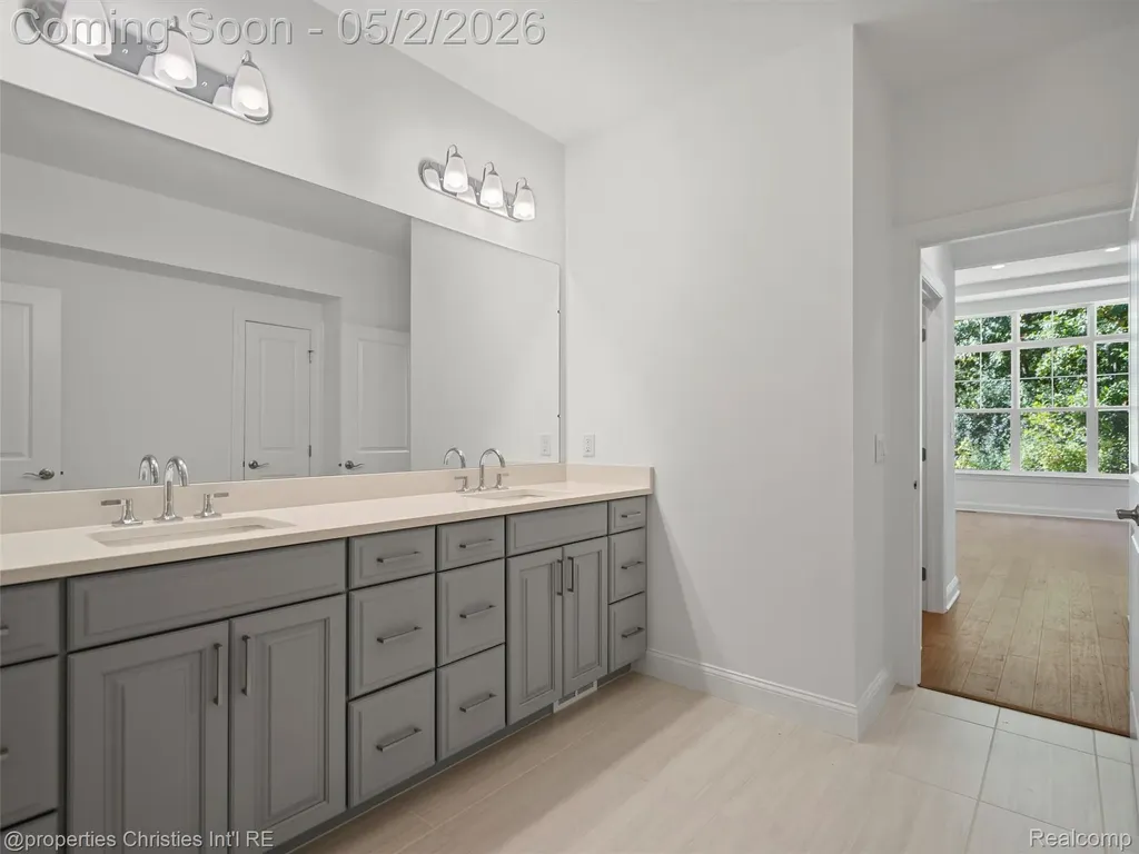 3318 Roseford Boulevard Ann Arbor City MI 48105