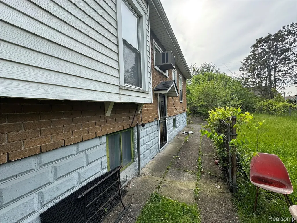 11409 Manor Street Detroit City MI 48204