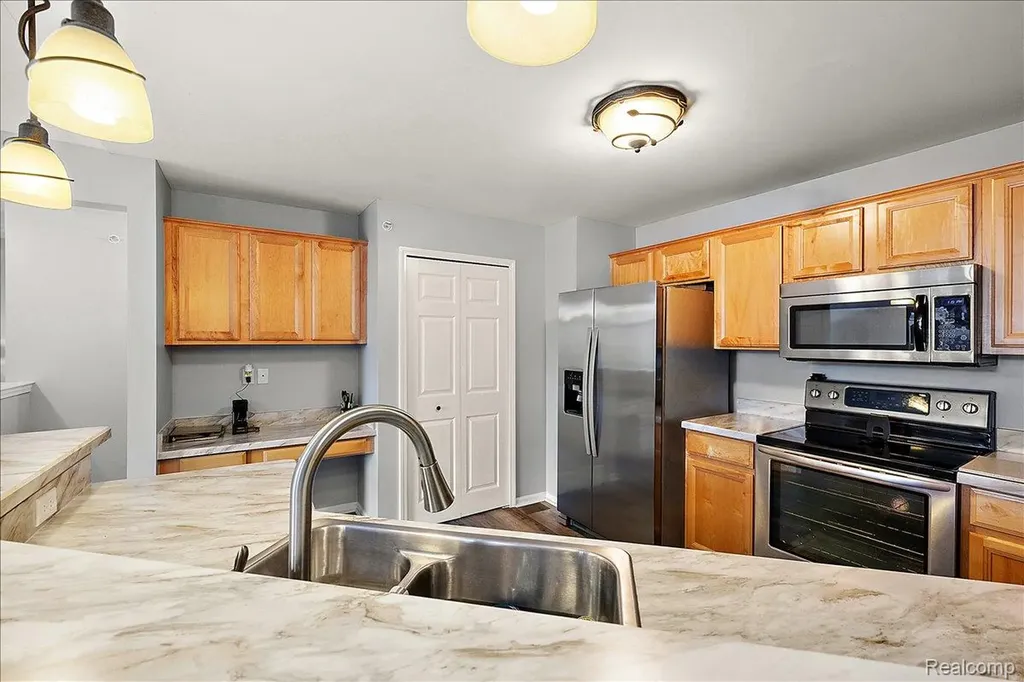 27204 Chantel Drive Walled Lake City MI 48390