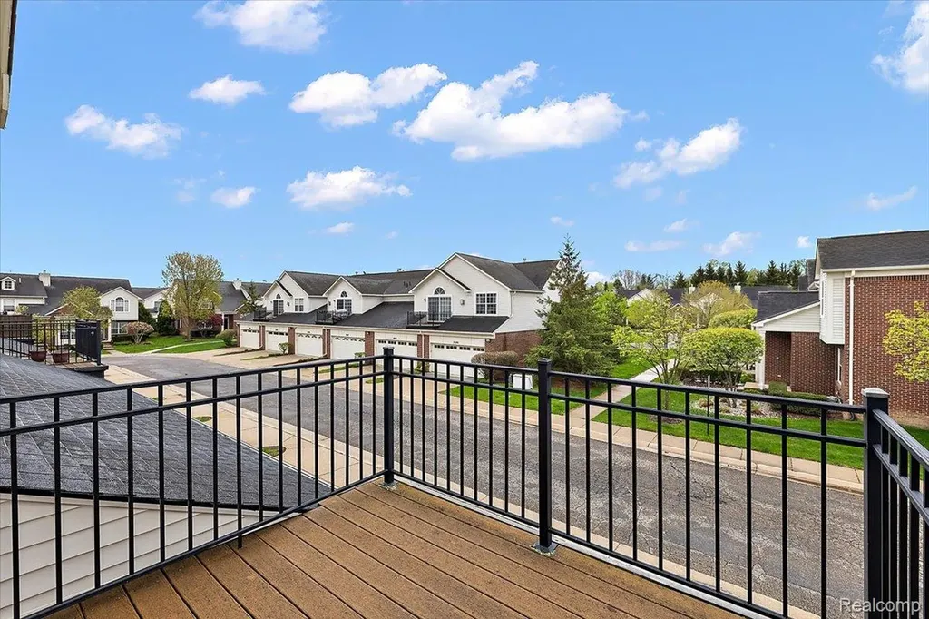 27204 Chantel Drive Walled Lake City MI 48390