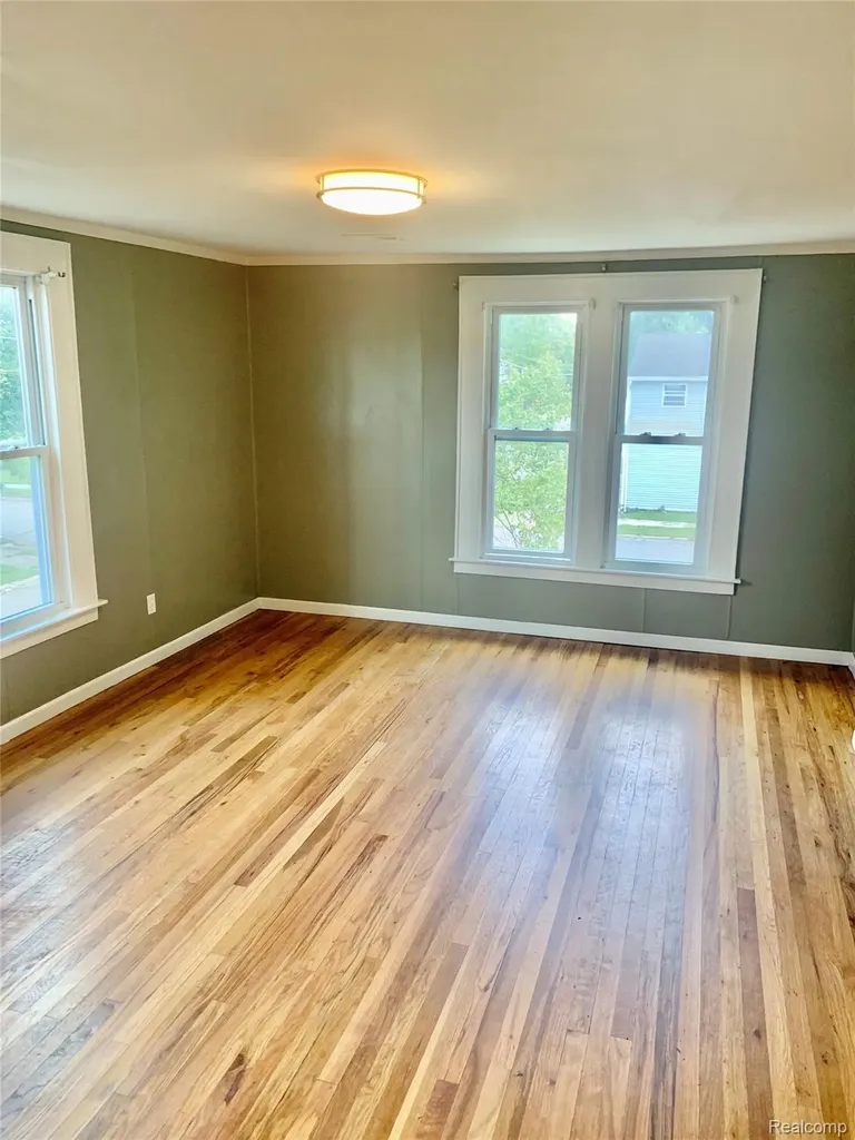 111 Kibbee Street Mt. Clemens City MI 48043