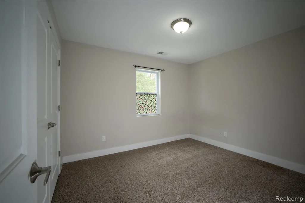 190 Whispering Pines Drive Fenton City MI 48430