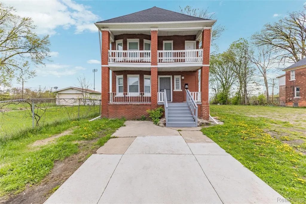 3010 Montclair Street Detroit City MI 48214
