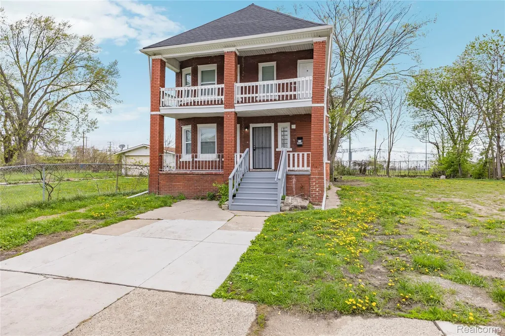 3010 Montclair Street Detroit City MI 48214