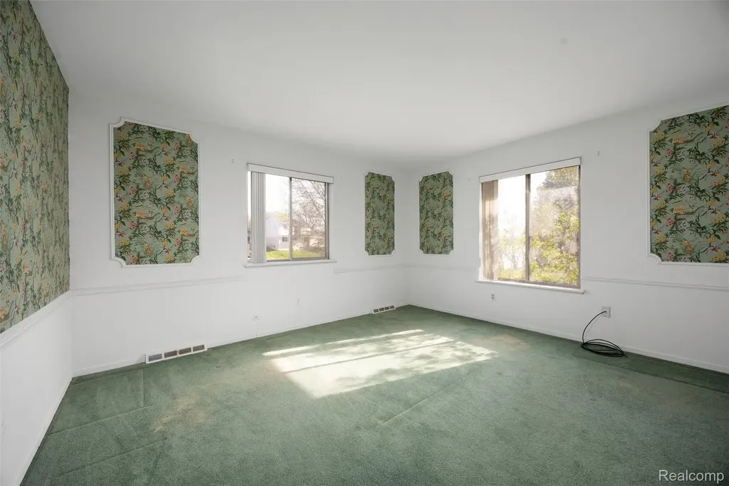 3036 Shawnee Lane Waterford Charter Township MI 48329