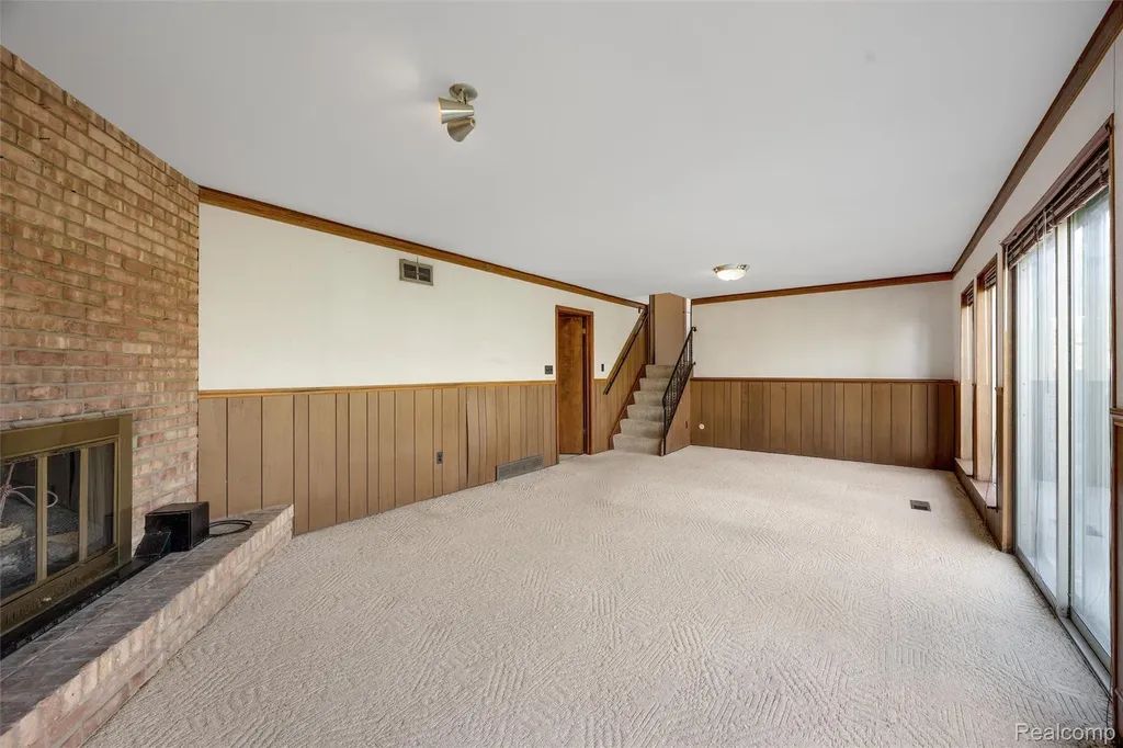 3036 Shawnee Lane Waterford Charter Township MI 48329