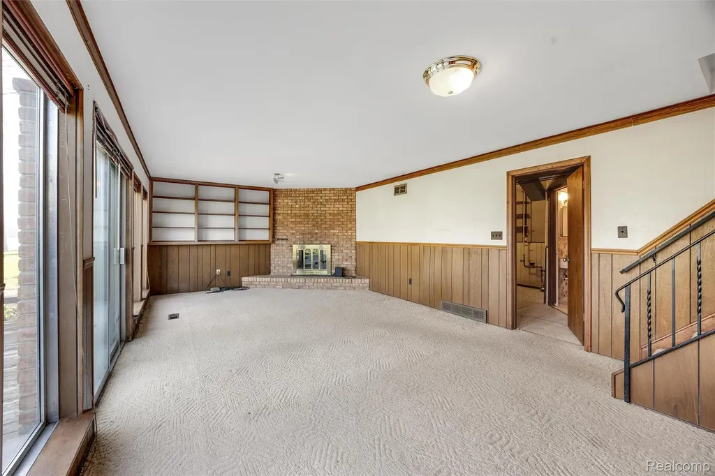 3036 Shawnee Lane Waterford Charter Township MI 48329