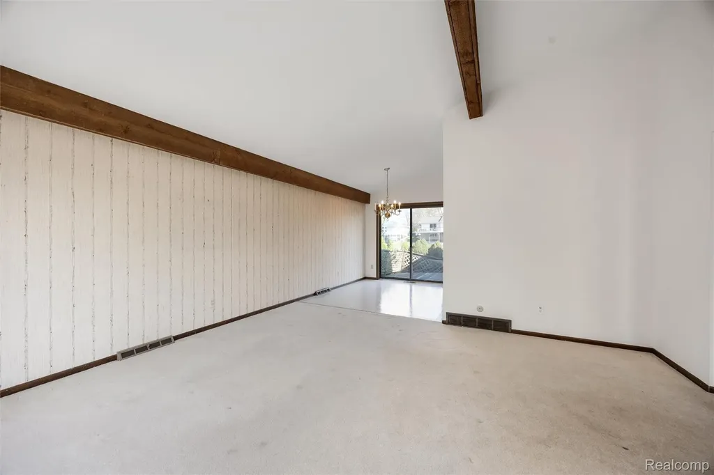 3036 Shawnee Lane Waterford Charter Township MI 48329