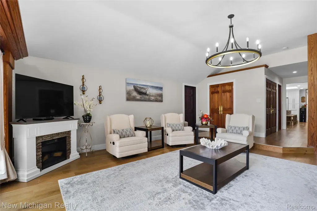 33733 Braebury Ridge Farmington Hills City MI 48331