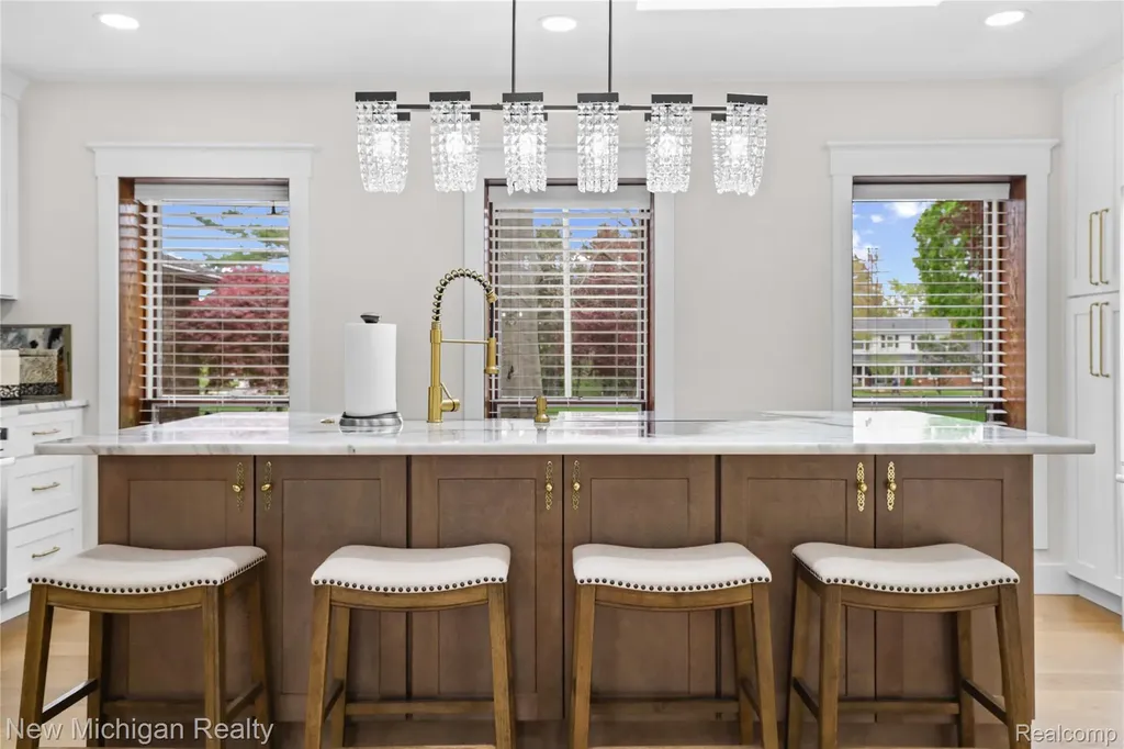 33733 Braebury Ridge Farmington Hills City MI 48331