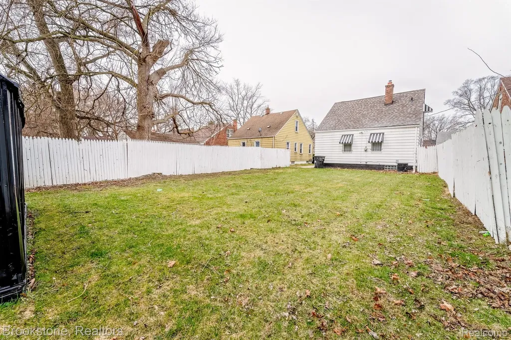 17228 Stout Street Detroit City MI 48219