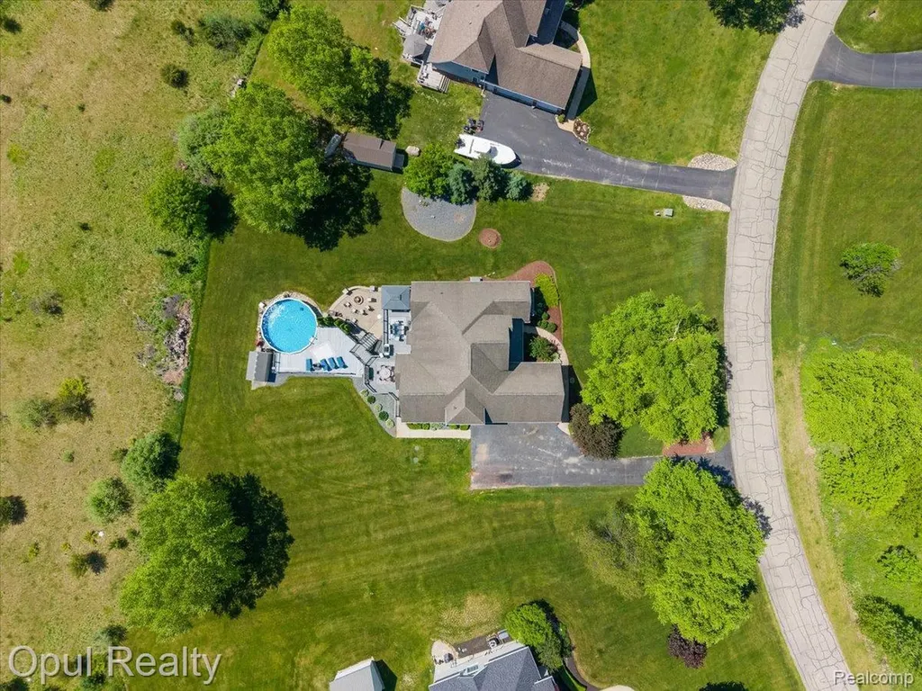 5164 Birch Lane Springfield Charter Township MI 48350