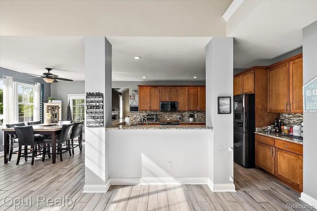 5164 Birch Lane Springfield Charter Township MI 48350