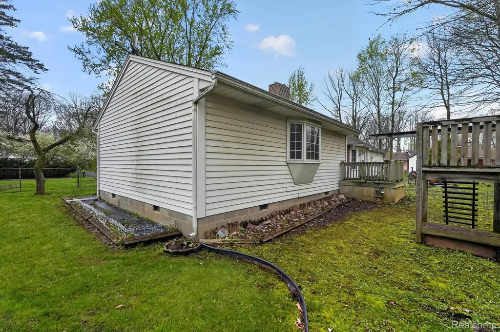 6225 Sierra Pass Flint Charter Township MI 48532