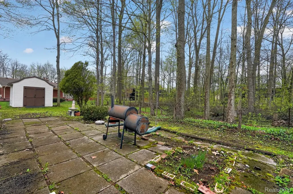 6225 Sierra Pass Flint Charter Township MI 48532