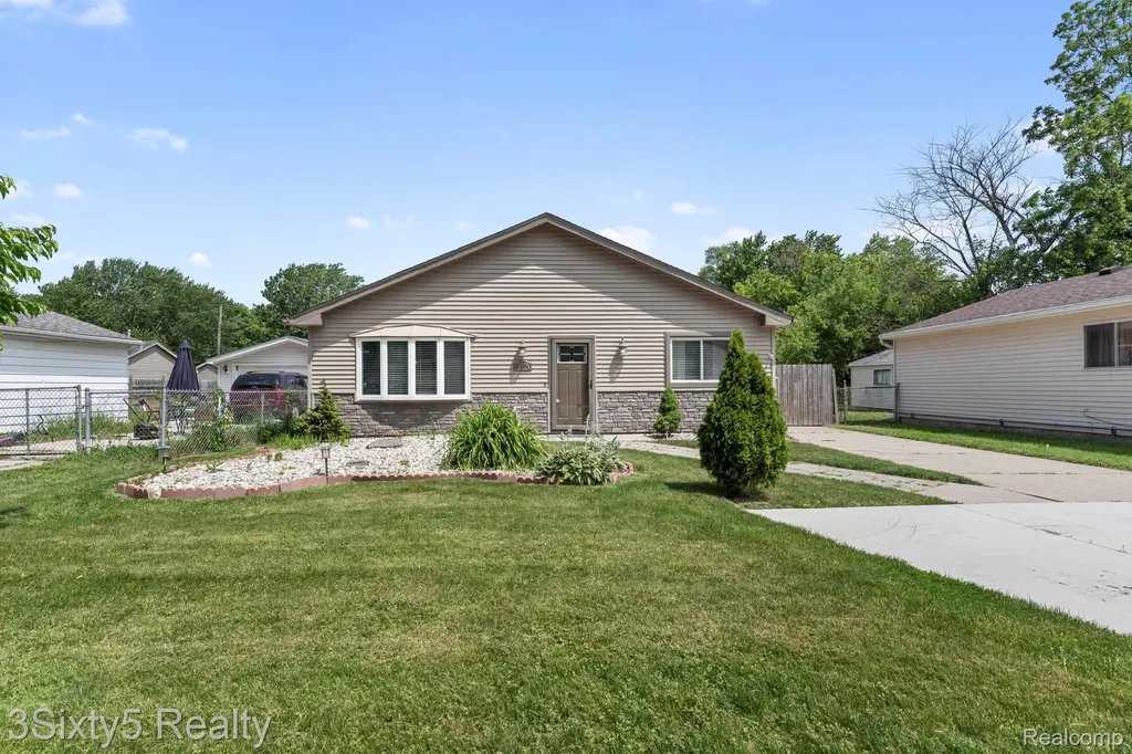 20060 Koths Street Taylor City MI 48180