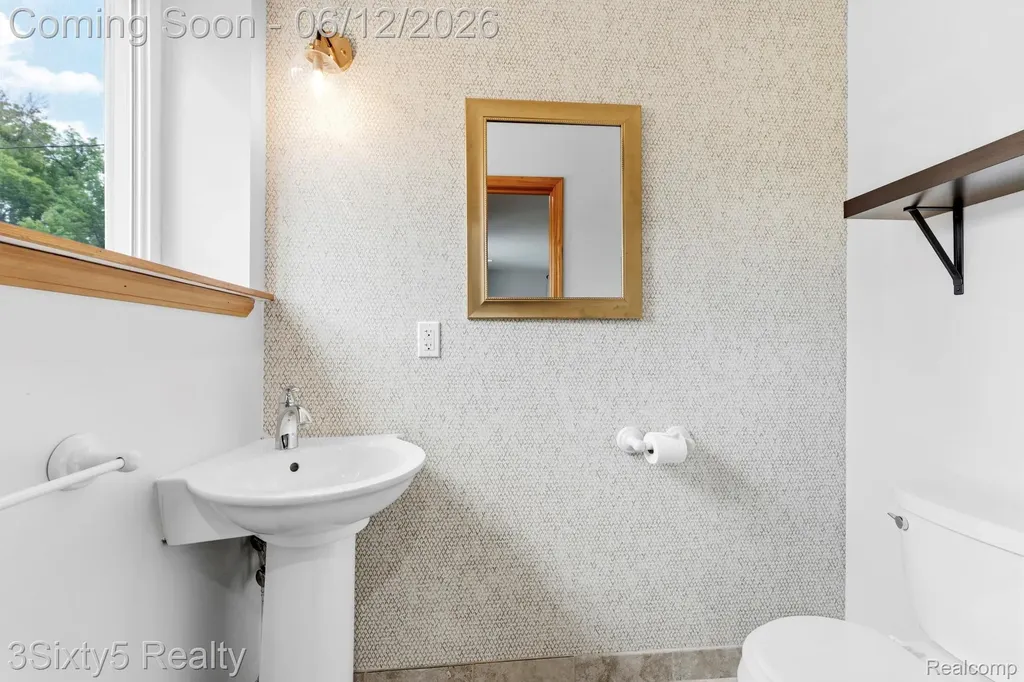 20060 Koths Street Taylor City MI 48180