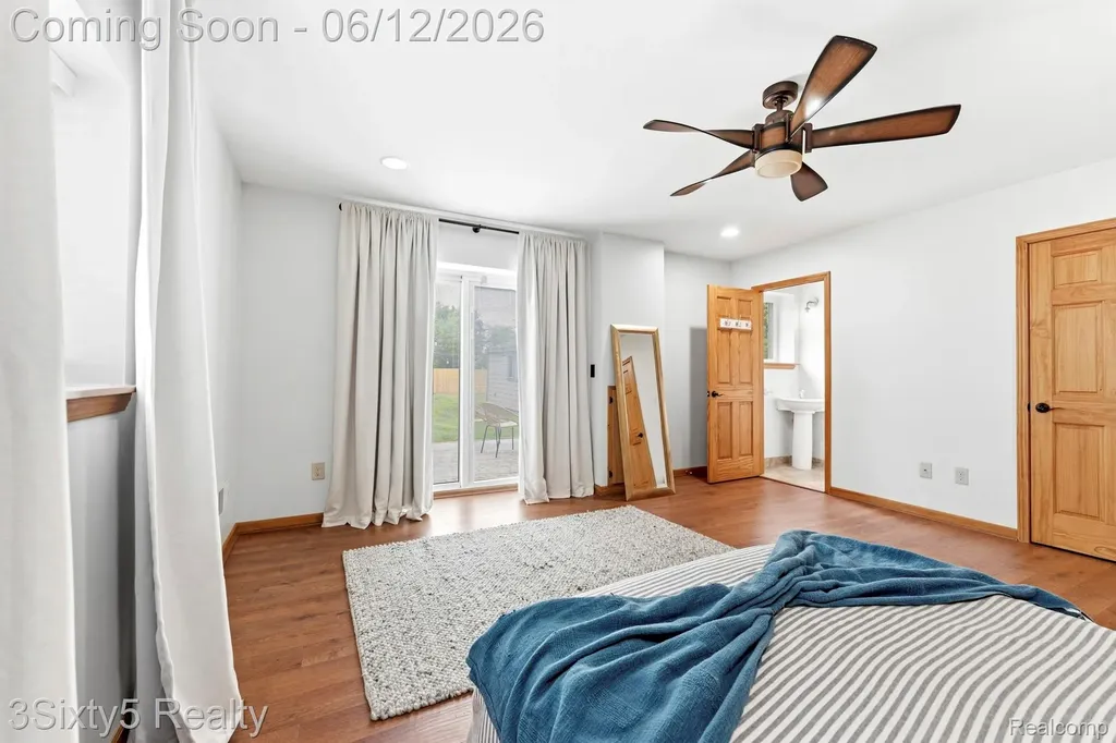 20060 Koths Street Taylor City MI 48180