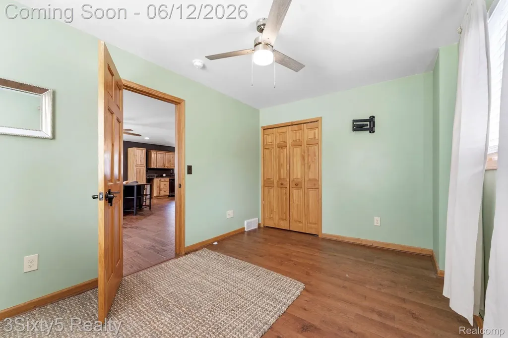 20060 Koths Street Taylor City MI 48180