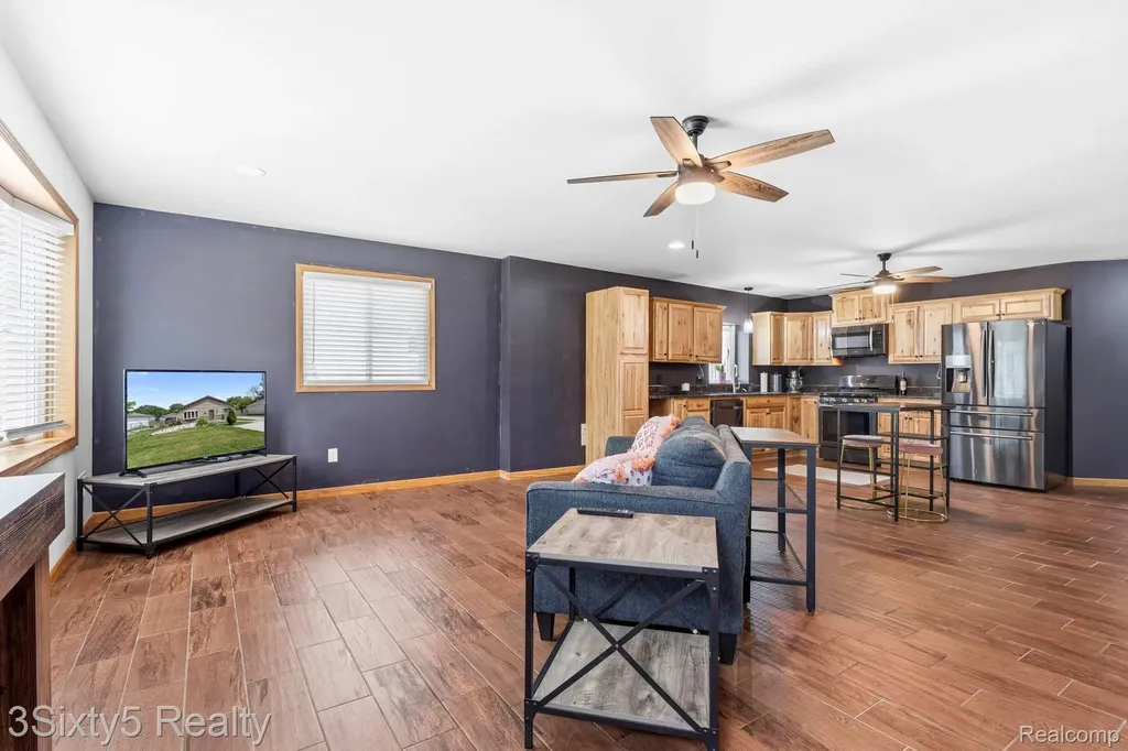 20060 Koths Street Taylor City MI 48180