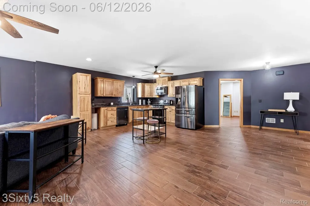 20060 Koths Street Taylor City MI 48180