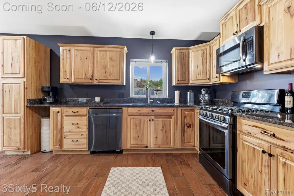 20060 Koths Street Taylor City MI 48180