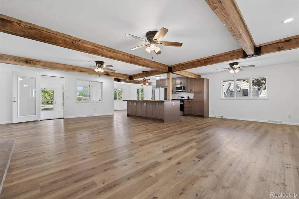 2216 E Bay Ridge Drive Au Gres Township MI 48703