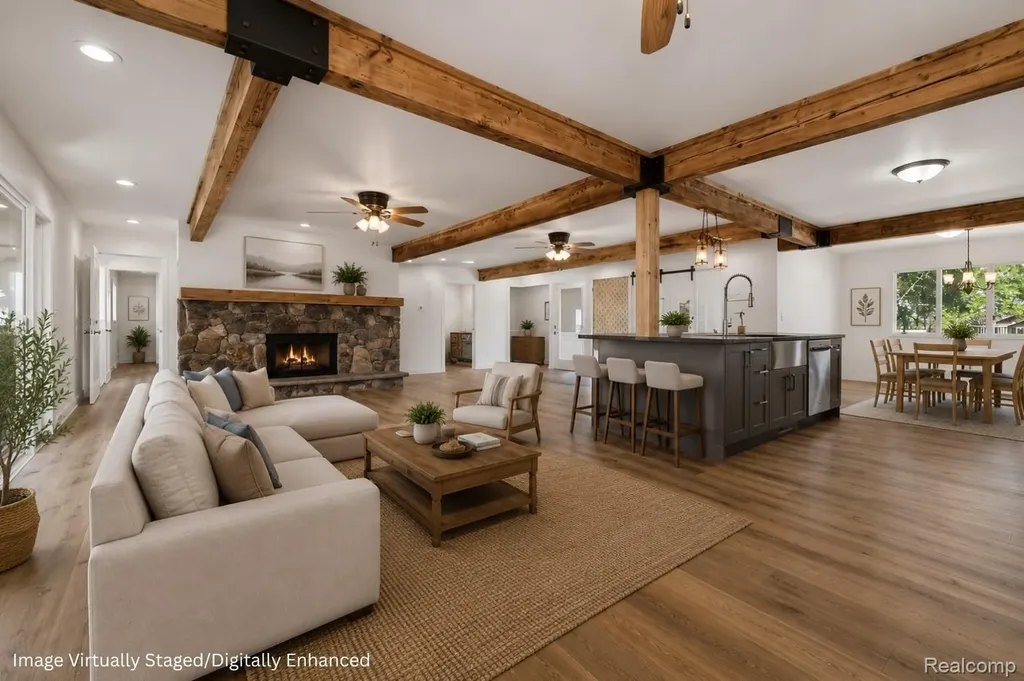 2216 E Bay Ridge Drive Au Gres Township MI 48703