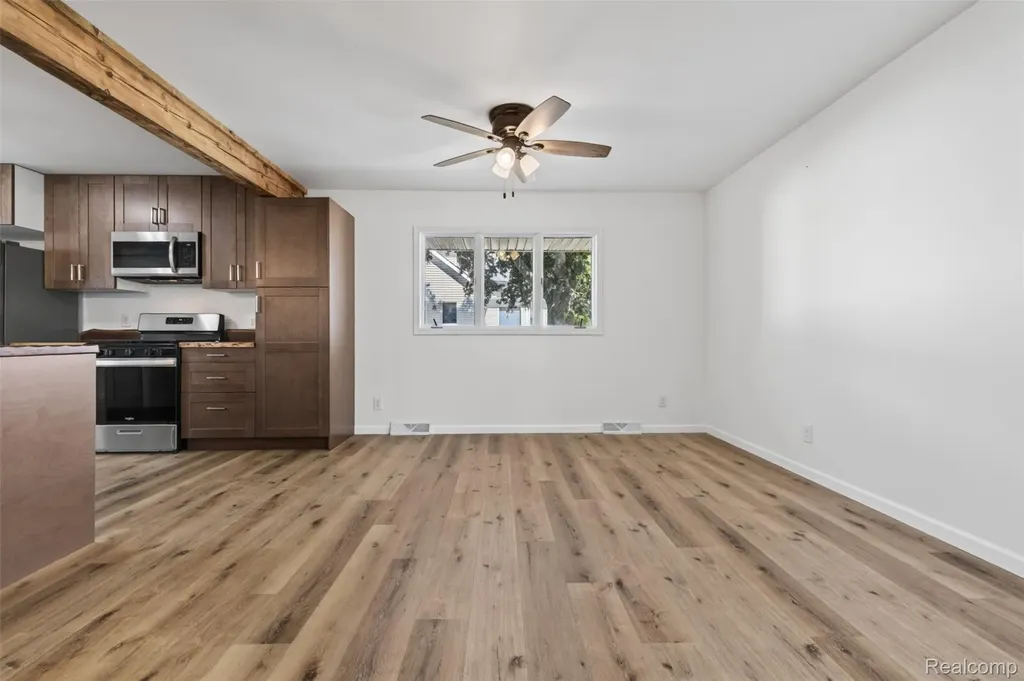 2216 E Bay Ridge Drive Au Gres Township MI 48703