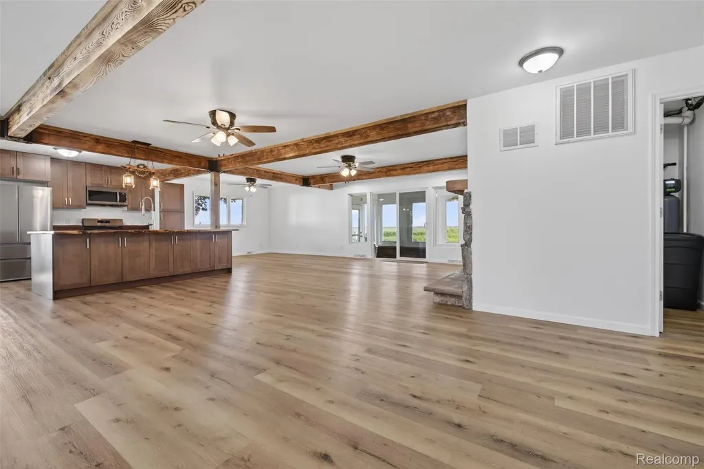 2216 E Bay Ridge Drive Au Gres Township MI 48703